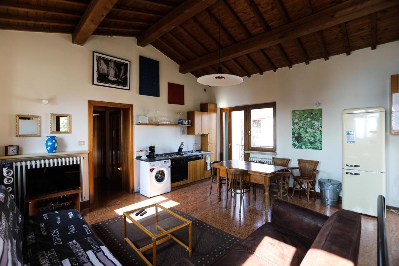 Welcome Traveller Merlo Nero Apartments Garda  Luaran gambar